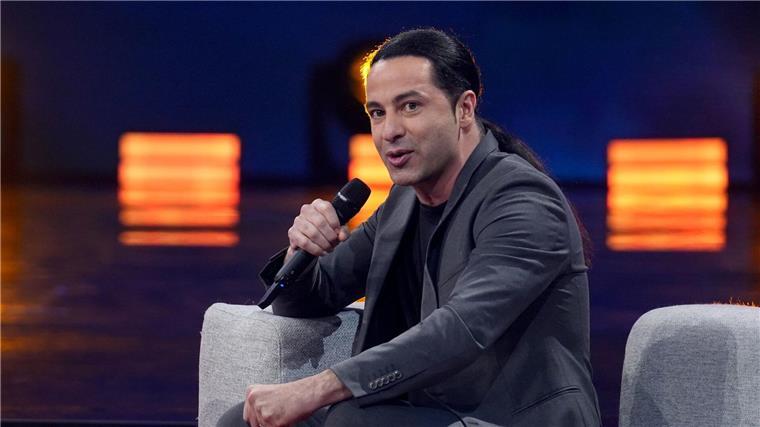 Comedian Bülent Ceylan veröffentlicht im März 2024 sein Debütalbum.