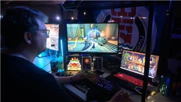 Computerspielefans treffen und messen sich in Hannover