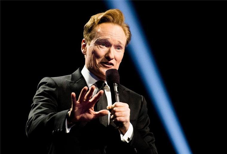 Conan O’Brien wird 2025 die Oscar-Preisverleihung moderieren. (Archivbild)
