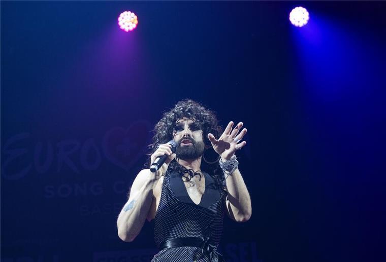 Conchita Wurst hat bald einen Gastauftritt im Berliner Musical „Romeo & Julia - Liebes ist alles“. (Archivbild)
