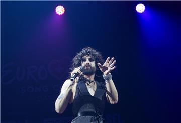 Conchita Wurst hat bald einen Gastauftritt im Berliner Musical „Romeo & Julia - Liebes ist alles“. (Archivbild)