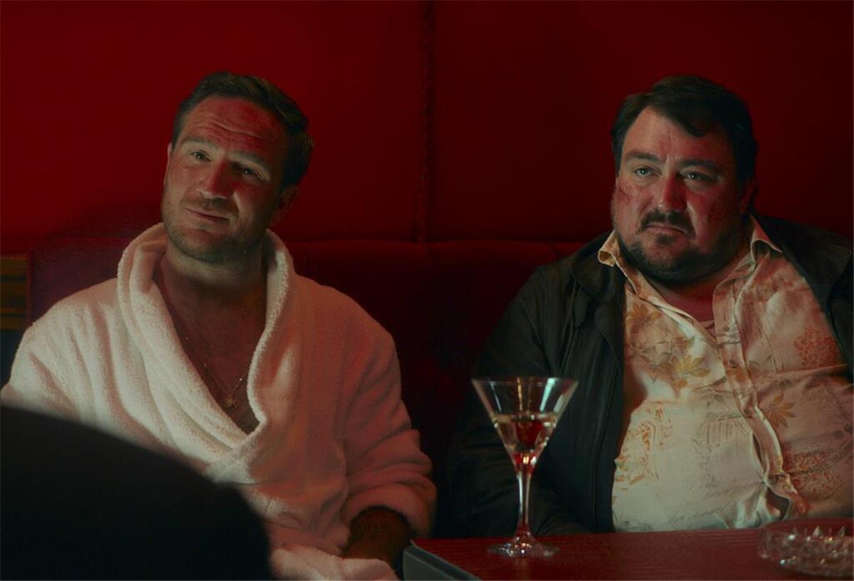 Ein Hollywoodstar in Versailles: Diese Serien starten bei Netflix und Co. „Crooks“ mit Frederick Lau (links) als Charly und Christoph Krutzler als Joseph.