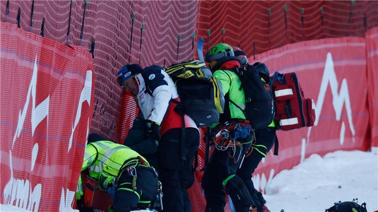 Ski-Star Sarrazin nach Operation wach und bei Bewusstsein Cyprien Sarrazin war beim Training in Bormio schwer gestürzt.