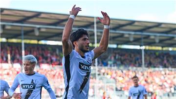 Damar erzielt das einzige Tor beim 1:0-Erfolg der SV Elversberg gegen den 1. FC Kaiserslautern.