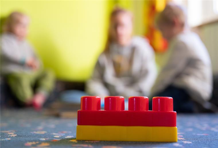 Damit ihnen der Schuleinstieg besser gelingt, sollen Kinder mit Sprachproblemen ein Jahr vor der Einschulung gefördert werden.