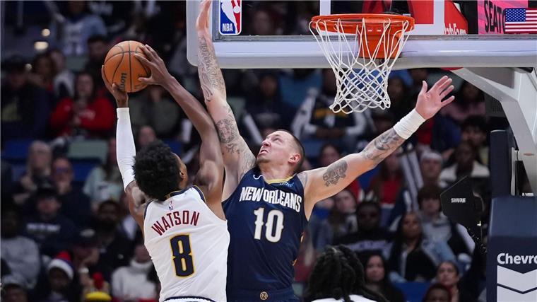 Weltmeister Theis wechselt zu NBA-Titelkandidaten Daniel Theis wechselt zu den Oklahoma City Thunder.