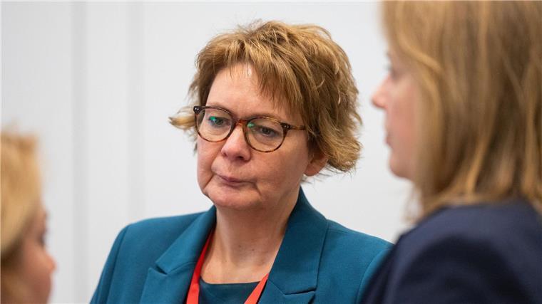Bessere Videoüberwachung von Extremismus-Strömungen Daniela Behrens, Innenministerin von Niedersachsen.