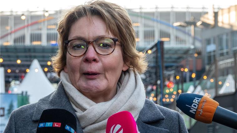 Behrens will Gewalt gegen Einsatzkräfte nicht tolerieren Daniela Behrens, Innenministerin von Niedersachsen.