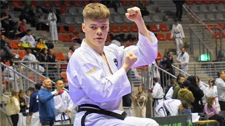 Danilo Smailov für Weltmeisterschaft im Taekwon-Do in Finnland nominiert