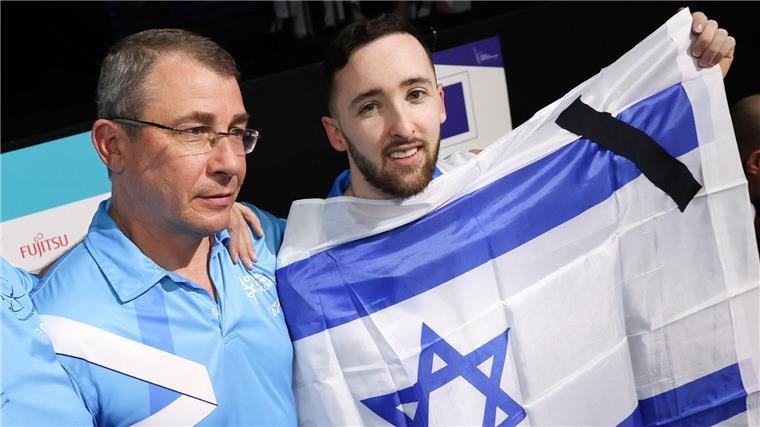 Indonesien verweigert Israels Sportlern Einreise zur Turn-WM Darf womöglich nicht zur WM nach Indonesien: Artem Dolgopyat (Archivbild)