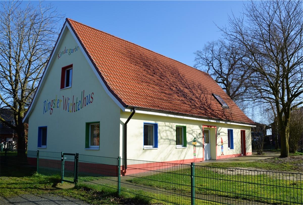 Ringstedt: Alter Kindergarten für Flüchtlinge reserviert Das alte „Ringster Wichtelhus“ ist seit dem Umzug des Kindergartens verwaist. Und so soll es vorerst auch bleiben.