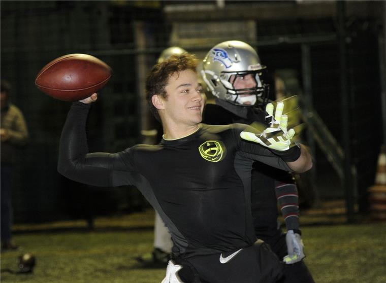 Das American-Football-Team der Bremerhaven Seahawks will den zweiten Saisonsieg einfahren. Philip Villanueva als Quarterback will mit guten Leistungen dazu beitragen.