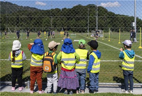 Das Amt für Sport und Freizeit hat gemeinsam mit Bremerhavener Sportvereinen auch in dieser Woche ein vielfältiges Ferienprogramm für den Nachwuchs zusammengestellt. Anmeldungen erfolgen direkt bei den Vereinen.