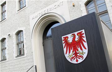 Das Amtsgericht in Oranienburg musste entscheiden, ob ein zur Schau gestelltes Nazi-Tattoo strafbar ist.  Foto Fuchs/dpa