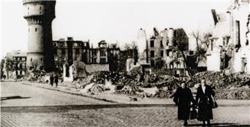 Das Archivbild zeigt das zerstörte Geestemünde.