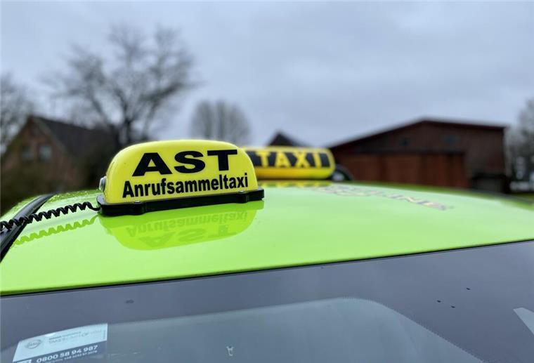 Cuxland: Nach Umstieg kostenfreie Weiterfahrt im Anrufsammeltaxi Anrufsammeltaxi