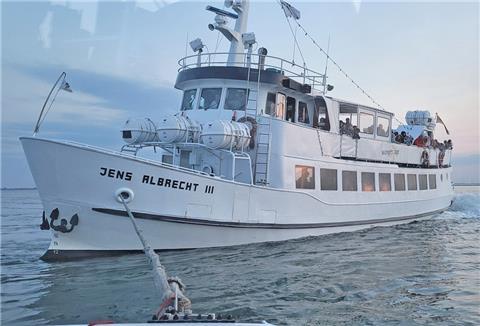 Das Ausflugsschiff "Jens Albrecht III"