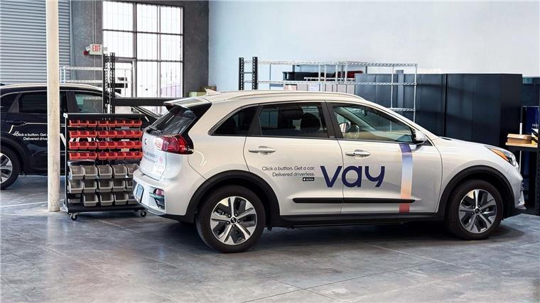 Berliner Start-up Vay baut Telefahr-Flotte in den USA aus Das Berliner Start-up Vay Technology rüstet in Las Vegas Elektroautos von Kia für den Fernsteuer-Betrieb auf.