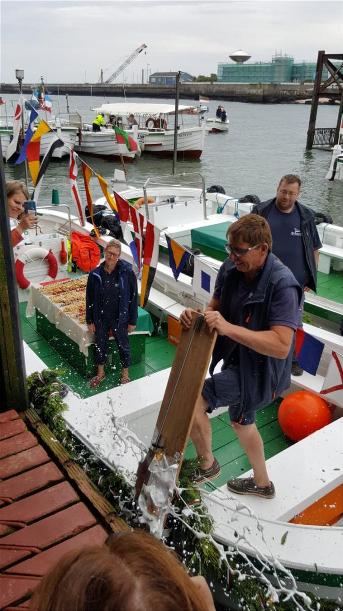 Das Börteboot "Sigrid" ist auf Helgoland getauft worden. Es ist ein Neubau.