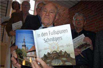 Das Buch "In den Fußspuren Schnitgers" ist jetzt als deutschsprachige Version erschienen. 