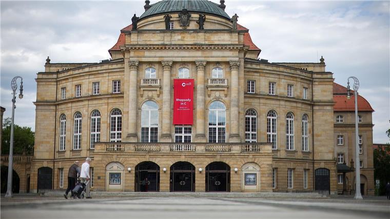 Das Chemnitzer Opernhaus. Zum Festakt am 18. Januar wird auch Bundespräsident Frank-Walter Steinmeier erwartet (Archivbild)