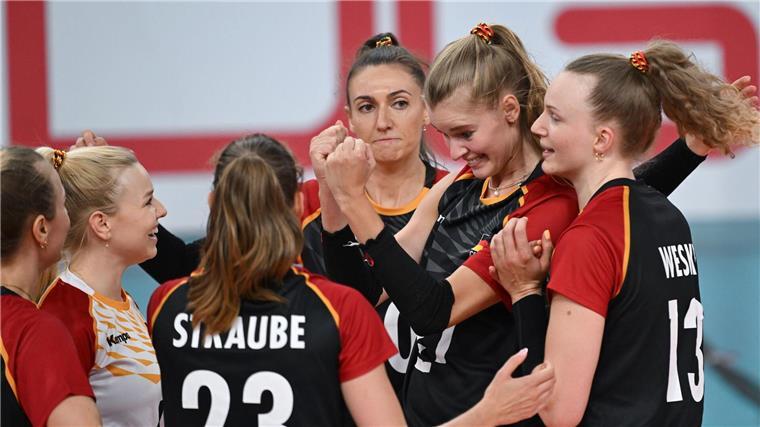 Das deutsche Team schafft einen Sieg zum Auftakt. (Archivbild)