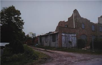 Das ehemalige Ofenhaus der Ziegelei in Wulsdorf wurde abgerissen ,um auf dem Gel...