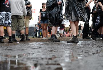 Festivalbesucher Wacken Open Air Festivals im Schlamm