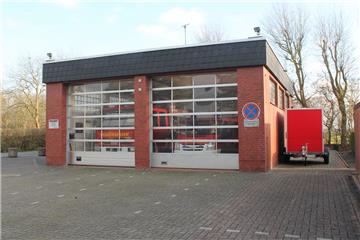 Das Feuerwehrhaus in  Abbehausen genügt den Ansprüchen nicht mehr. Doch ein Neubau wäre sehr teuer. 