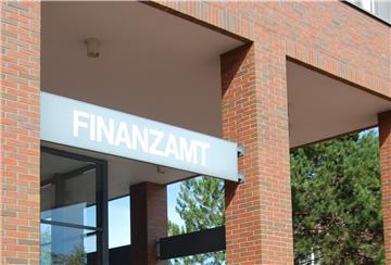 Das Finanzamt Nordenham bleibt am Montag vorerst für den allgemeinen Publikumsverkehr gesperrt.