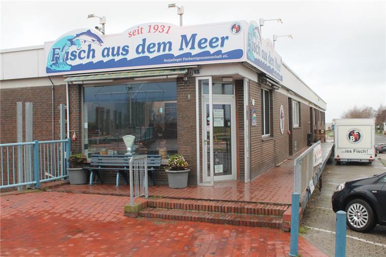 Neues Fischrestaurant kommt erst 2019 nach Fedderwardersiel Das Fischgeschäft soll ab dem Spätsommer modernisiert werden. Im hinteren Teil des Obergeschosses soll das Restaurant öffnen.