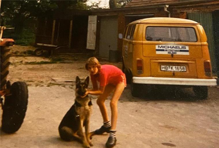  die zwölfjährige Anja 