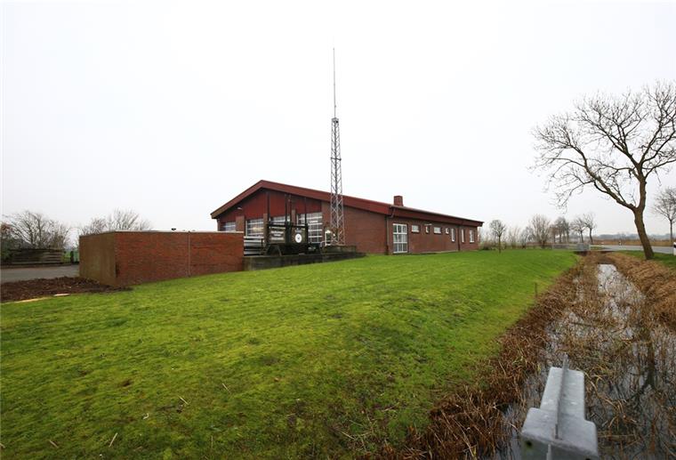 Glückliches Ende für Mobilfunk in Stollhamm? Das Gelände des Entwässerungsverbandes Butjadingen wäre laut Telekom aus funktechnischer Sicht geeignet für einen Mast. Laut Gemeinde wäre der Eigentümer einverstanden. Kann es also bald losgehen?