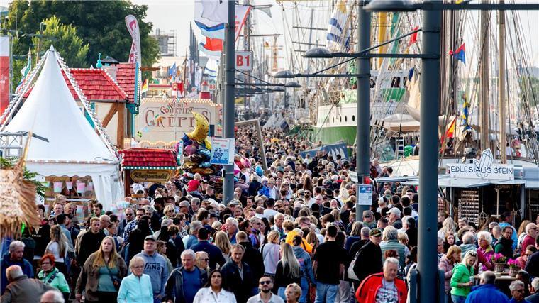 Das Großseglertreffen „Sail“ in Bremerhaven verlief fröhlich und friedlich. 