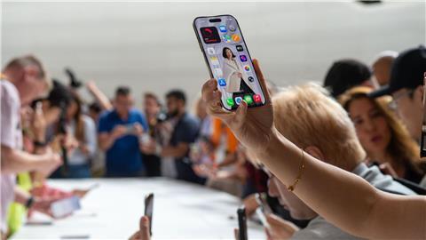 Das iPhone Air ist 5,6 Millimeter dick - und damit das bisher dünnste Apple-Handy.
