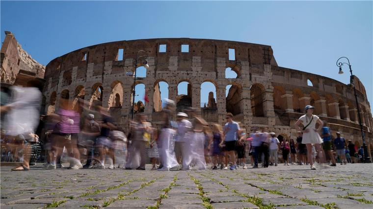 Italiens Museen mit Besucherrekord Das Kolosseum in Rom ist die Nummer eins unter Italiens meistbesuchten Museen und Monumenten.