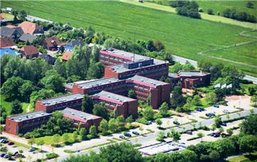 Das Kreishaus in Cuxhaven aus der Luft.