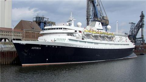Das Kreuzfahrtschiff „Astoria“