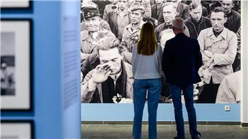 Das Kunsthaus Stade zeigt die Ausstellung „Robert Lebeck - Hierzulande“.