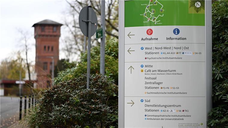Das Landgericht Oldenburg hat einen Patienten der Klinik verurteilt, weil er seine Zimmernachbarin im Wahn getötet hat.