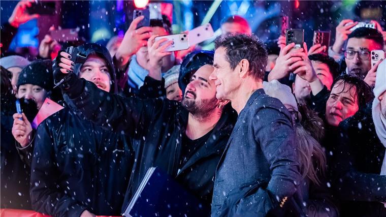 „Das Licht“: Tom Tykwer feiert sein Kino-Comeback „Das Licht“ lief als Eröffnungsfilm bei der diesjährigen Berlinale. (Archivbild)