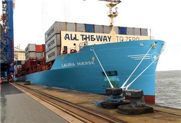 Das Methanol-Containerschiff „Laura Mærsk“ in Bremerhaven. Die Berlin-Mærsk-Klasse reiht sich in die Laura-Mærsk- und die Ane-Mærsk-Klasse ein.