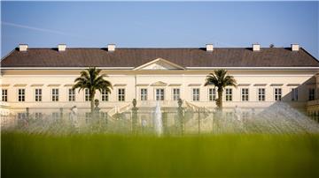 Das Museum in Schloss Herrenhausen öffnet wieder und präsentiert jetzt unter anderem die prunkvollen Kutschen der Welfen. (Archivbild)