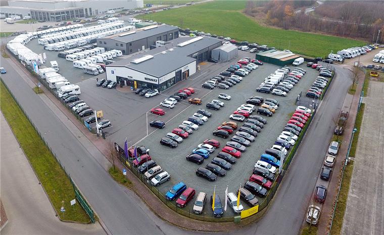 Große Einweihungsfeier: Noch mehr Platz für PKW und Wohnmobile Gelände des Autohaus Klinke