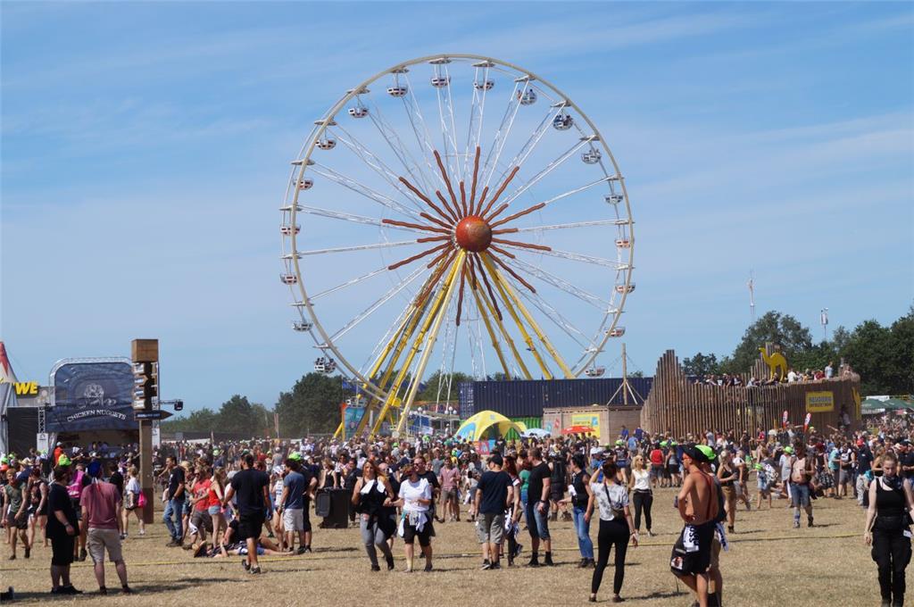 Das Riesenrad darf beim Deichbrand nicht fehlen. Foto: Nobel