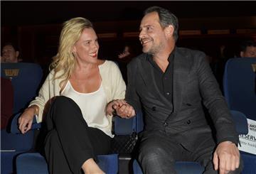 Das Schauspieler-Paar Saskia de Tschaschell und Moritz Bleibtreu hat geheiratet. Hier ein Foto von einer Filmpremiere.