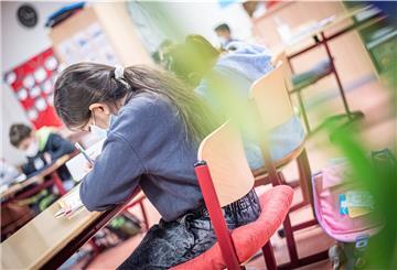 Kinder im Schulunterricht