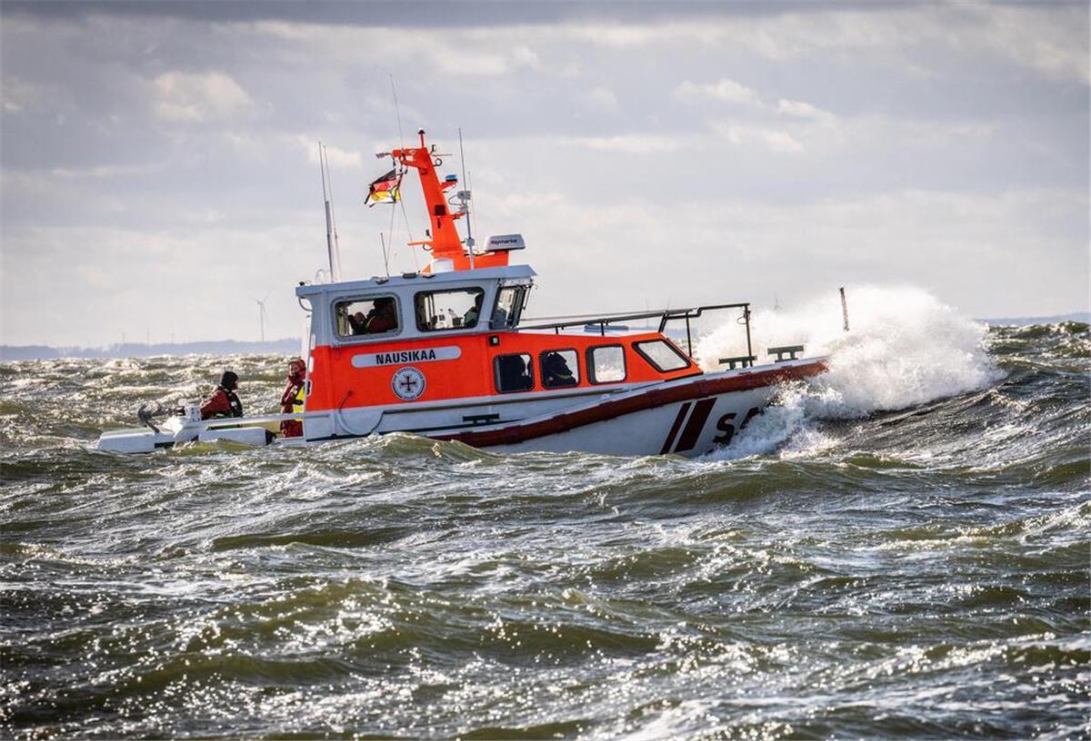 Angler geraten in Not: Mann stirbt nach Bootsunfall bei Rügen Das Seenotrettungsboot „Nausikaa“ der DGzRS.