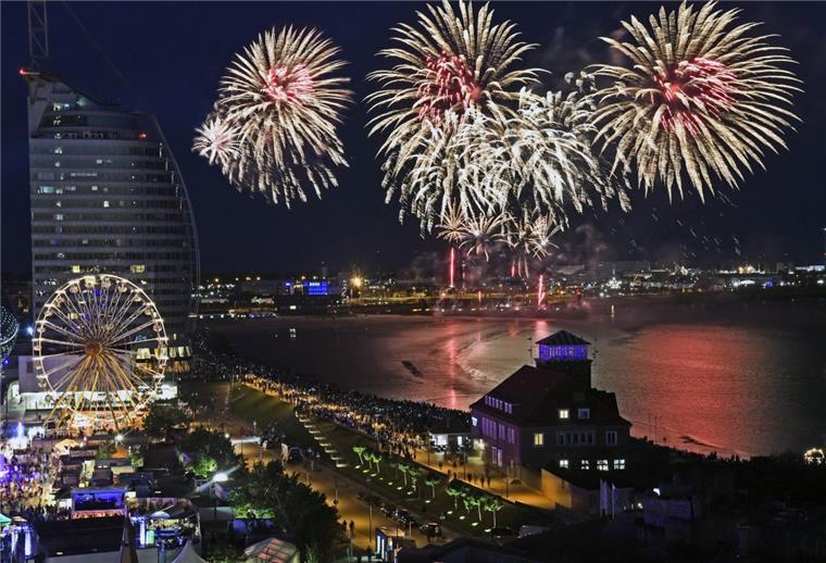 Das Seestadtfest und das dazugehörige Höhenfeuerwerk waren Highlights am Wochenende.