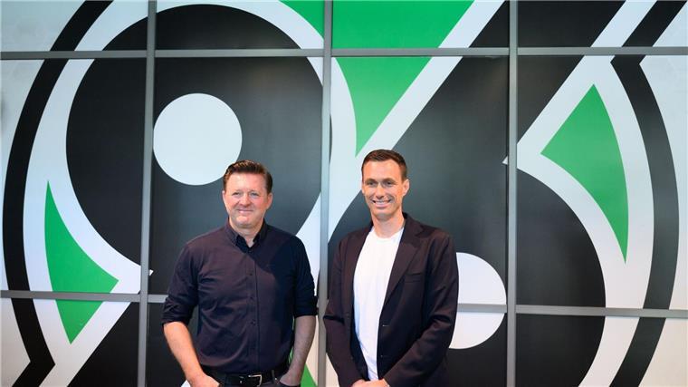 Das Sport-Duo bei Hannover 96: Trainer Christian Titz (l) und Geschäftsführer Marcus Mann 